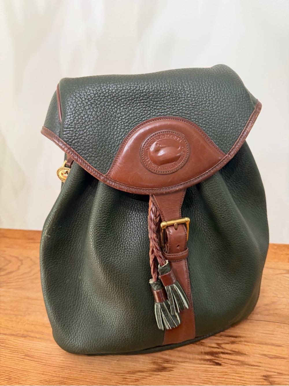 Vtg Dooney & Bourke Green All Weather Leather Drawstring Backpack Large Fall